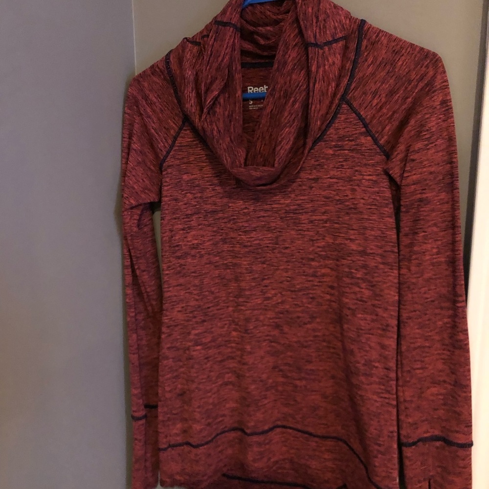 Reebok pullover
